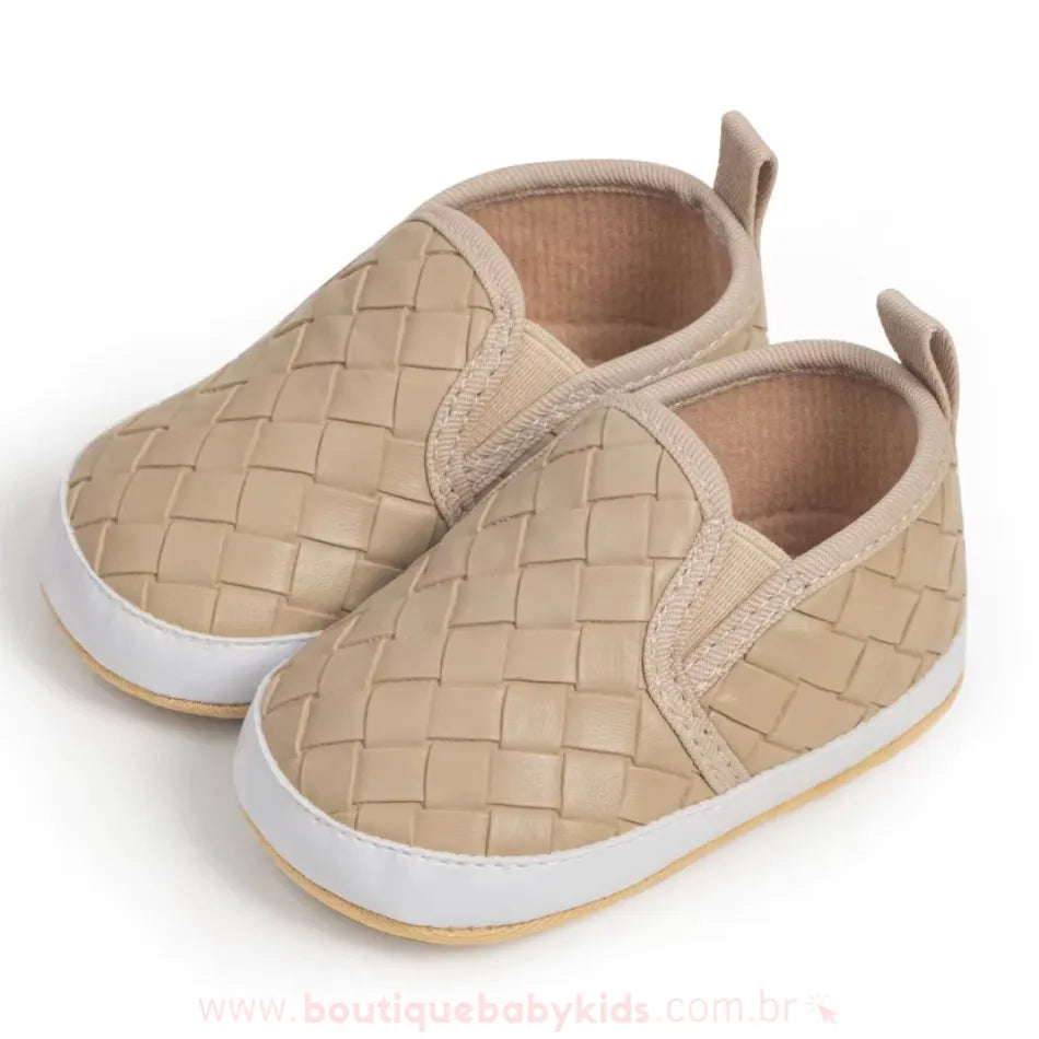 Tênis Bebê Slip On Clássico Trançado Bege - Boutique Baby Kids 