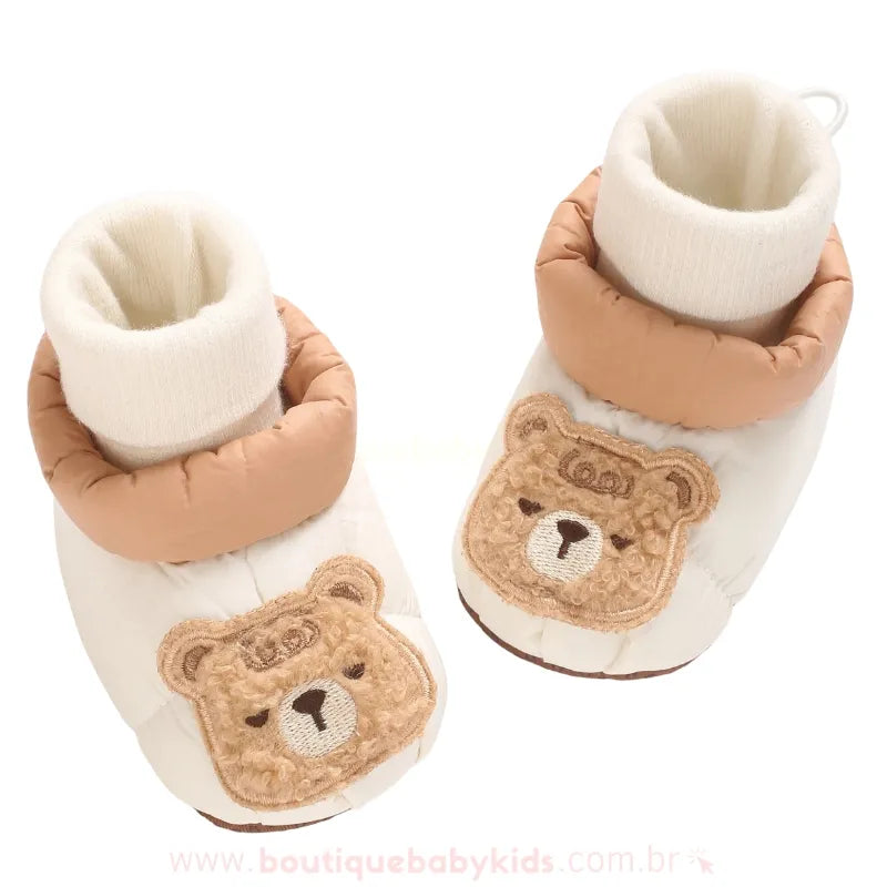 Botinha Bebê Puffer Ursinho Aconchego Bege - Boutique Baby Kids