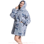 Cobertor de Vestir Adulto Guaxinim Travesso Oversized Azul - Boutique Baby Kids