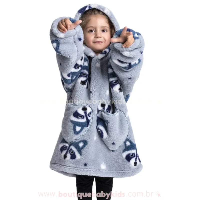 Cobertor de Vestir Infantil Guaxinim Travesso Oversized Azul com Capuz  - Boutique Baby Kids