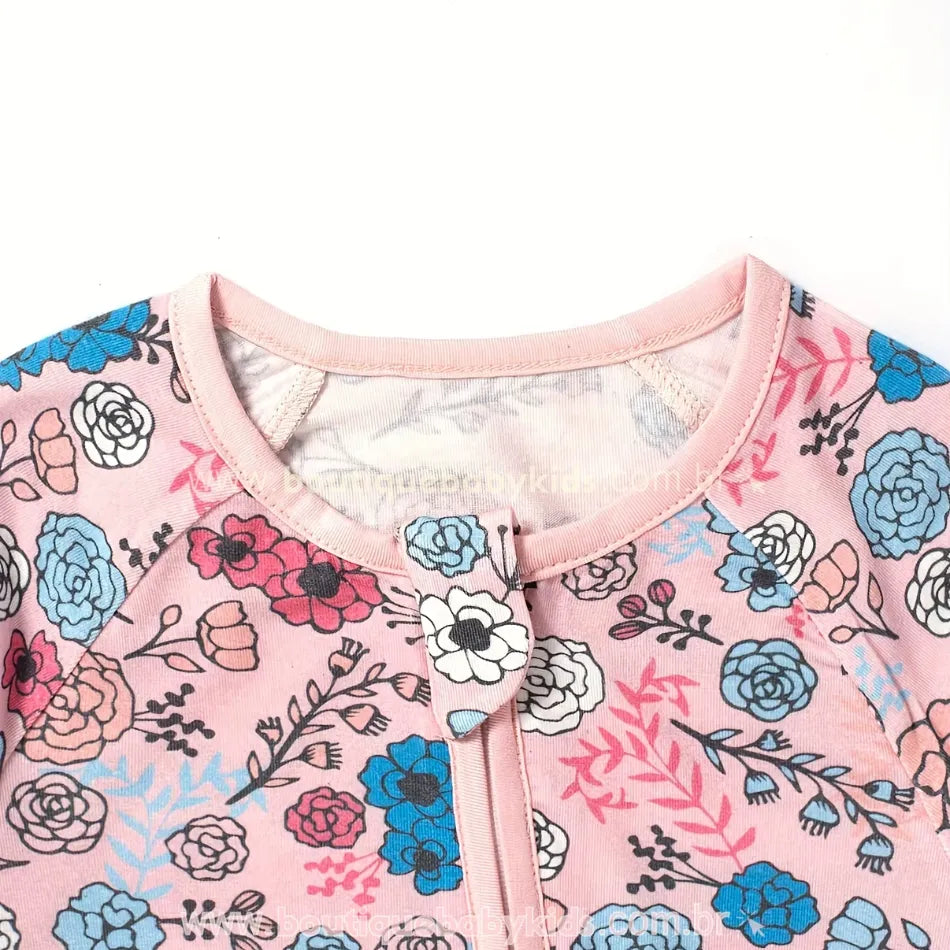 Gola do macacão floral com proteção para o zíper - tecido em fibra de bambu - Boutique Baby Kids
