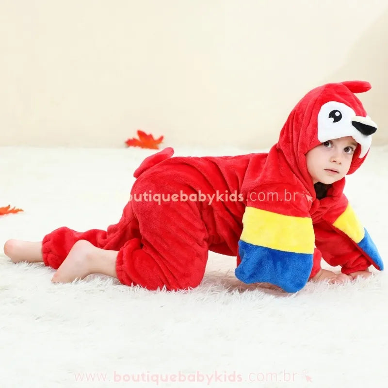 Macacão Bebê Temático Fantasia Arara Vermelha com Capuz - Boutique Baby Kids