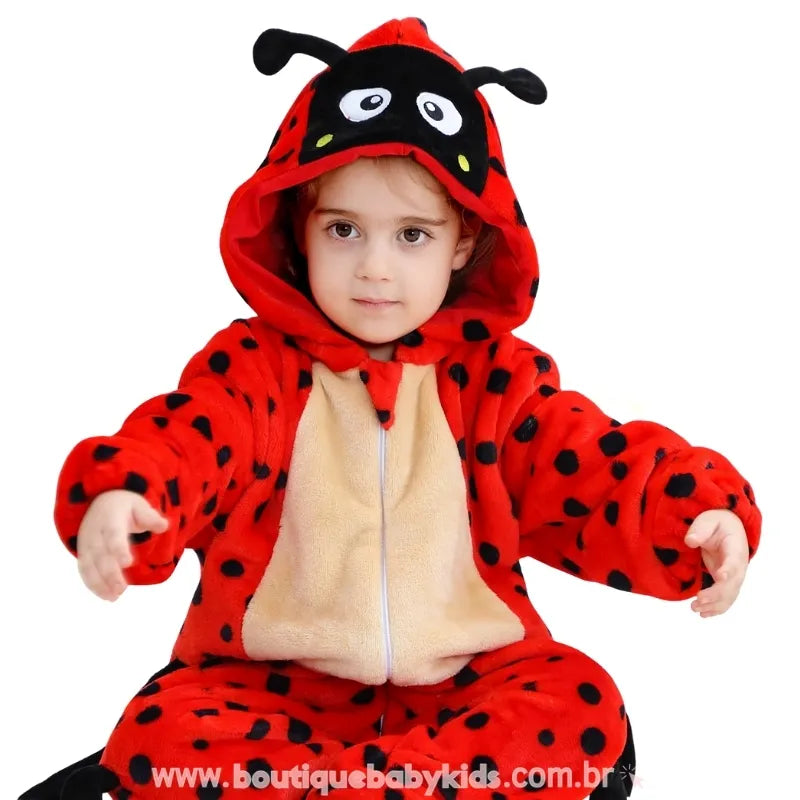 Macacão Bebê Temático Fantasia Joaninha da Sorte Capuz 3D - Boutique Baby Kids