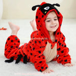 Macacão Bebê Temático Fantasia Joaninha da Sorte Capuz 3D - Boutique Baby Kids