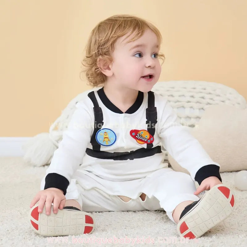 Macacão Bebê Fantasia de Pequeno Astronauta Branco - Boutique Baby Kids