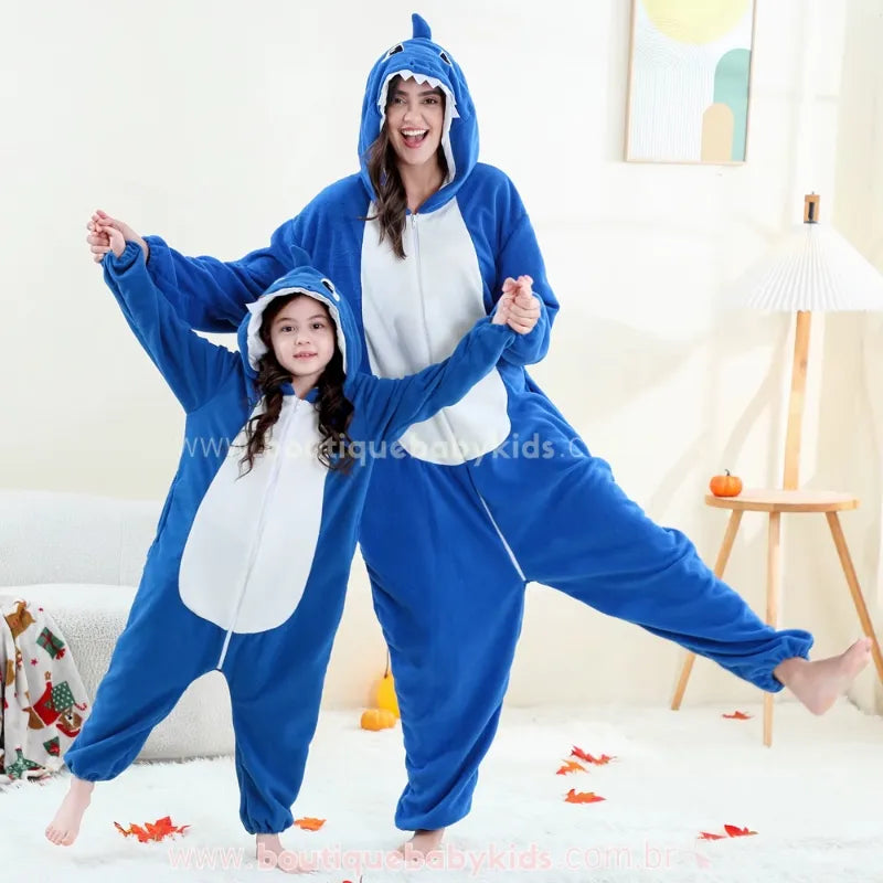Macacão Infantil e Adulto Kigurumi Fantasia de Tubarãozinho Azul - Boutique Baby Kids