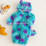 Fantasia Sulley vista de cima com capuz aberto e cauda tridimensional com espinhos