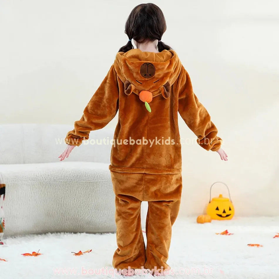 Macacão Infantil Temático Fantasia Capivara - Peluciado e Quentinho