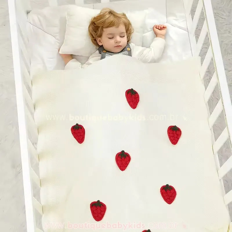 Manta Bebê Tricot Moranguinhos Bege - Boutique Baby Kids