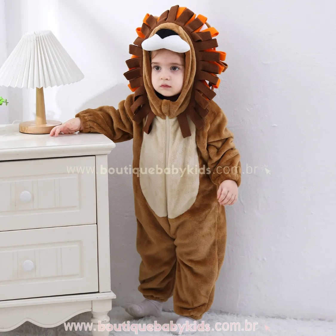 Macacão Bebê Fantasia Leãozinho com Juba Vídeo - Boutique Baby Kids