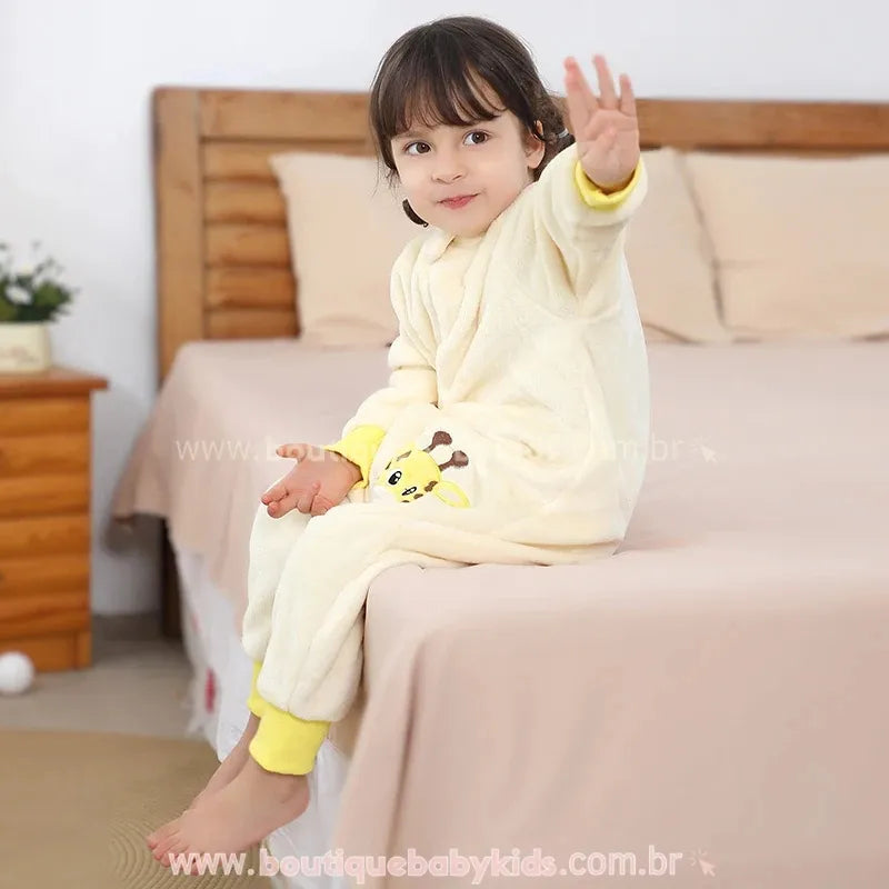 Saco de Dormir Infantil Bordado de Girafinha Manga Longa Amarelo - Boutique Baby Kids