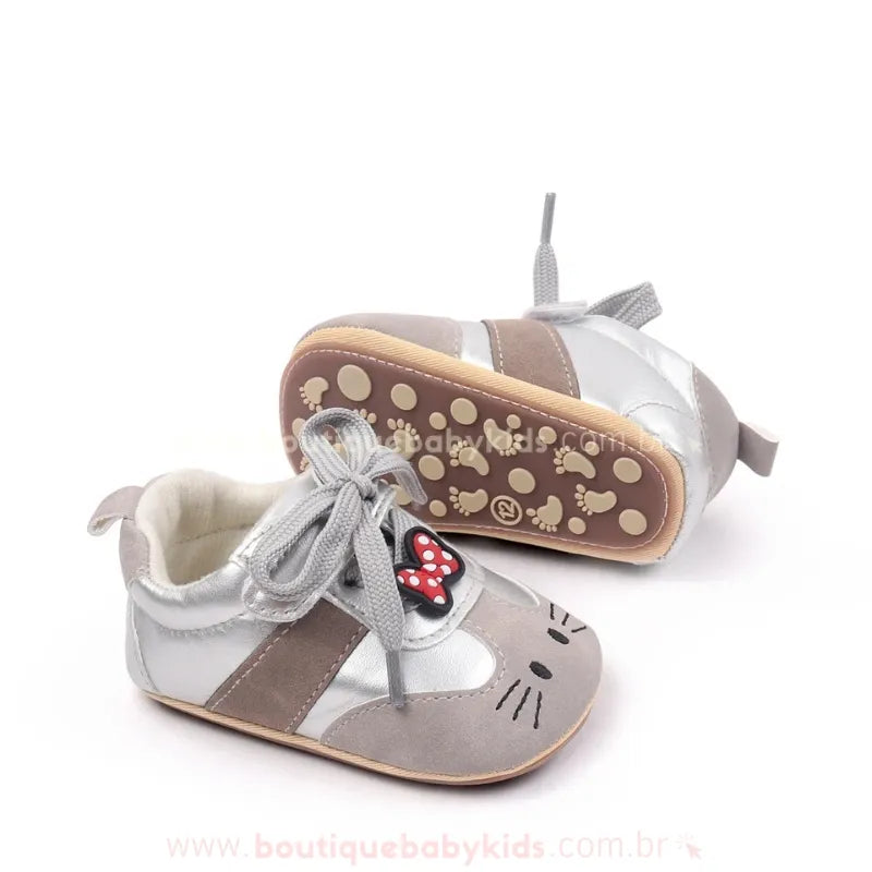 Tênis Bebê Primeiros Passos Gatinha Hello Kitty – Couro Ecológico Cinza - Boutique Baby Kids 