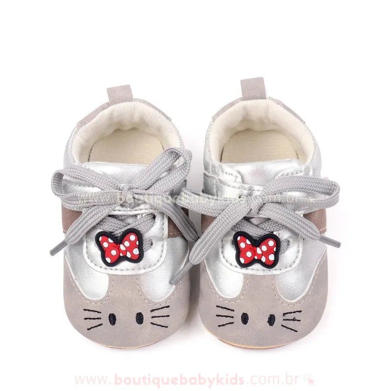 Tênis Bebê Primeiros Passos Gatinha Hello Kitty – Couro Ecológico Cinza - Boutique Baby Kids 