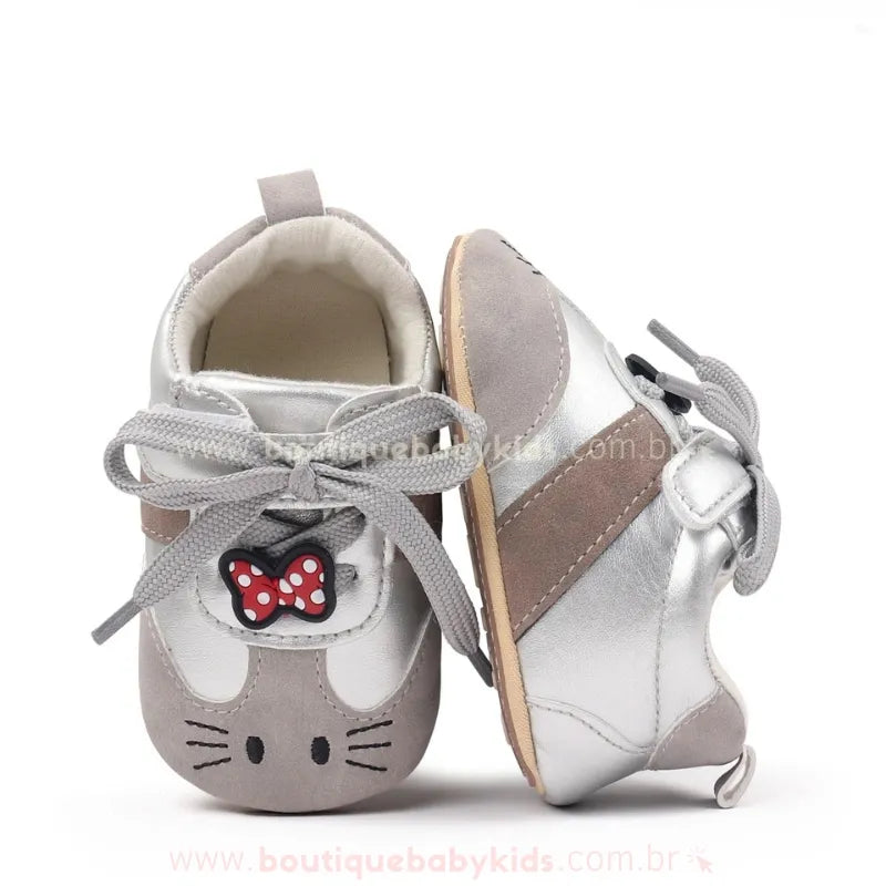 Tênis Bebê Primeiros Passos Gatinha Hello Kitty – Couro Ecológico Cinza - Boutique Baby Kids 