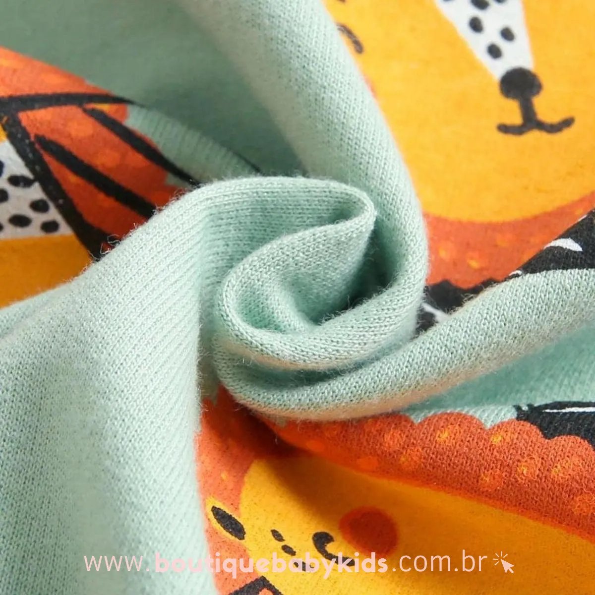 Macacão Bebê Estampa Leãozinho Manga Longa Verde - Boutique Baby Kids
